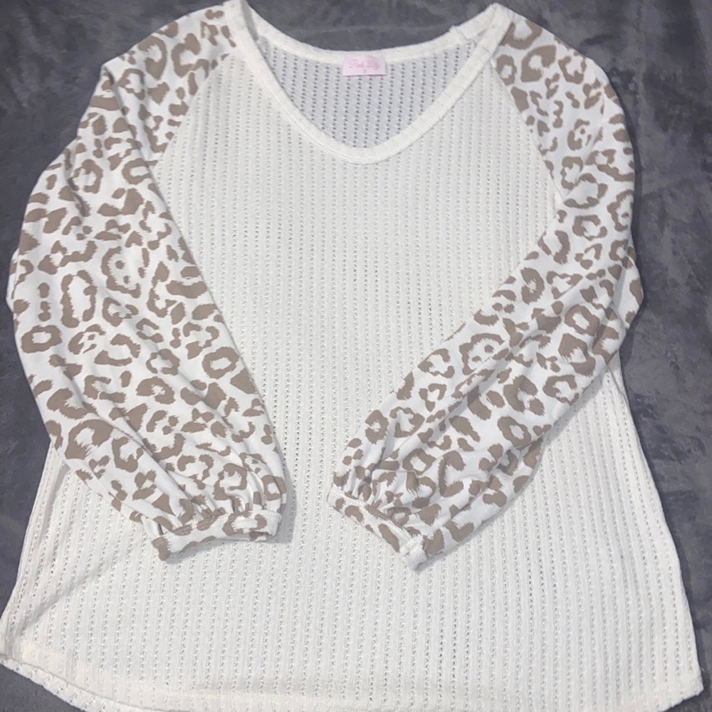 Pink Lily Leopard print sleeve sweater